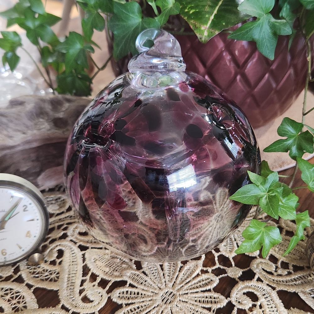 Hand Blown Art Glass Gazing Ball Purple Pink 4.5" Ornament Sun Catcher Large Exc - Picture 2 of 11